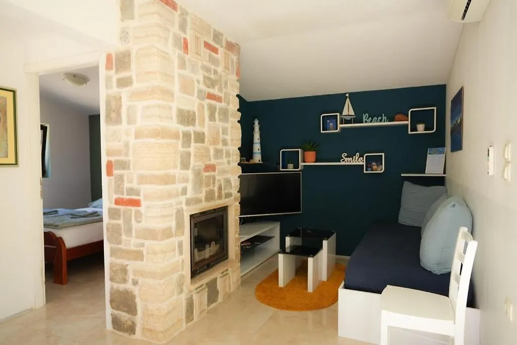 Seaside Holiday House Turanj, Biograd - 23650 0*, Turanj Croatia